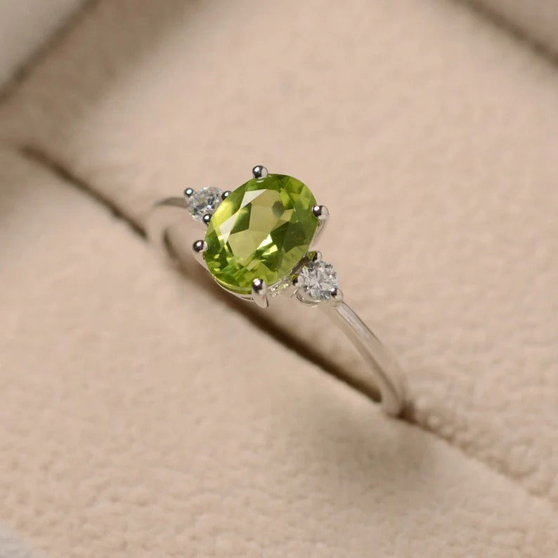 Oval Peridot Ring
