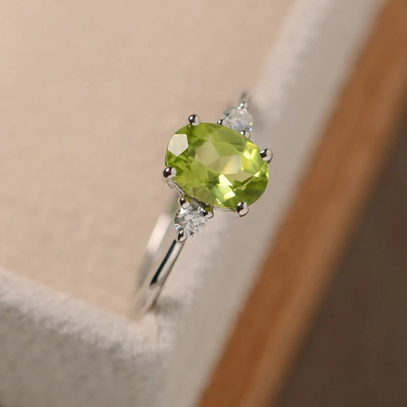 Oval Peridot Ring